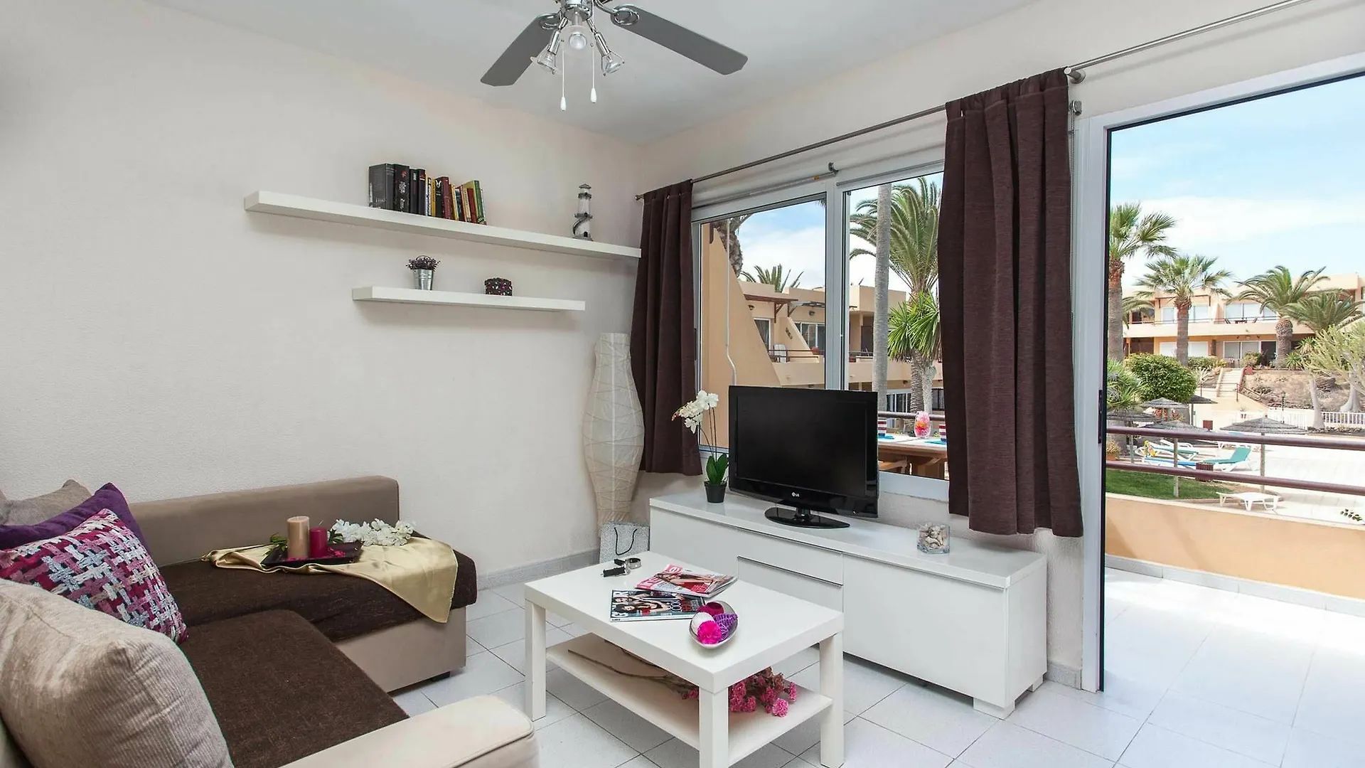 Kalma Apartment コラレホ スペイン